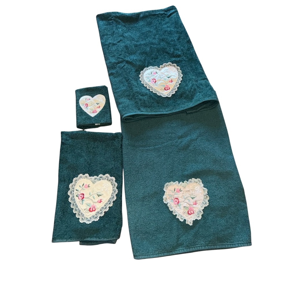 Vintage‎ Cannon Cotton Bath Towel Set Green Heart Lace Appliqué 4 Pc Cottage USA